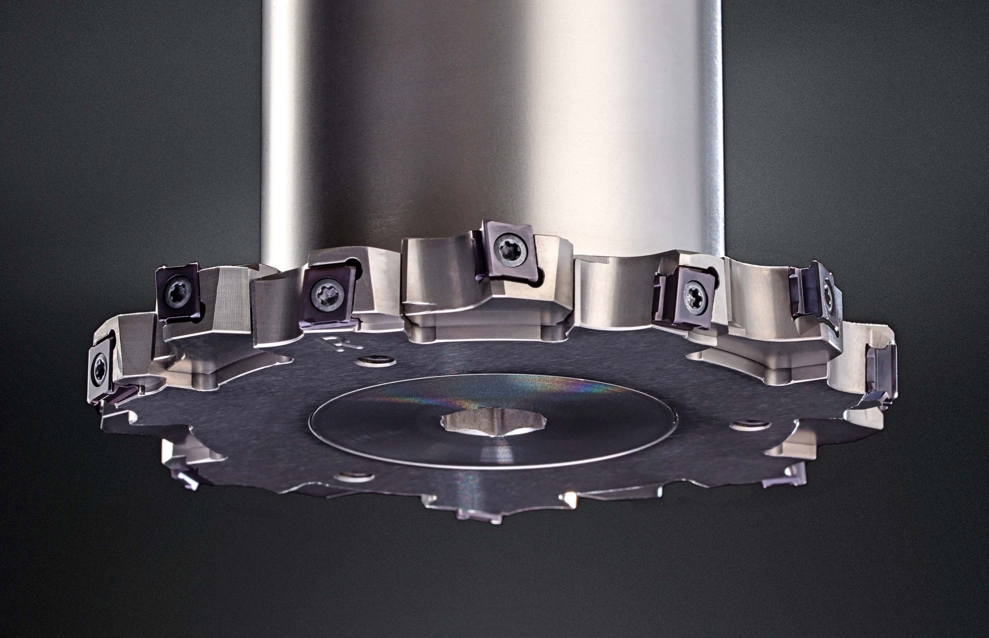 Adjustable side milling cutter for grooving