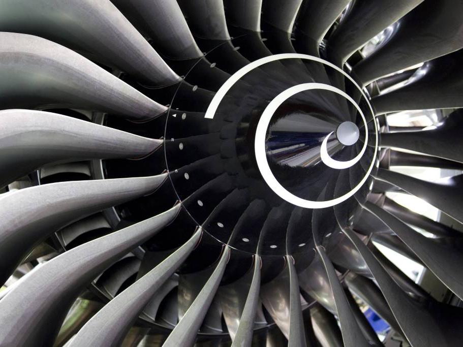 Rolls-Royce invests in large engine assembly and testing