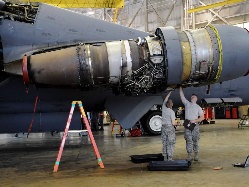 Pratt & Whitney wins $870m sustainment contract for TF33 engines