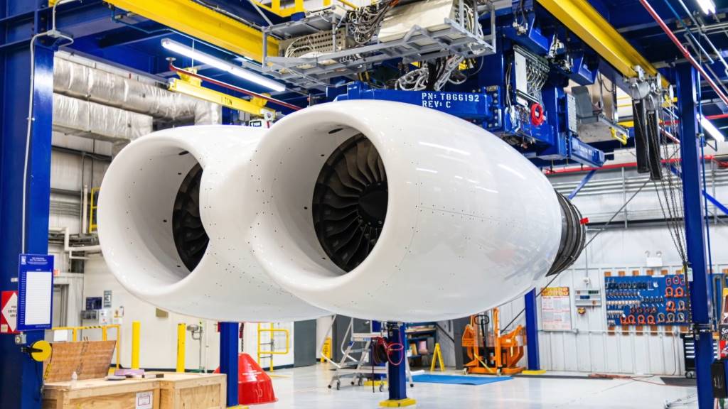 Rolls-Royce begins testing next generation B-52 engine