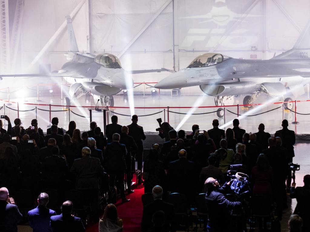 Lockheed Martin delivers Slovakia’s first F-16 Block 70 fighter jet